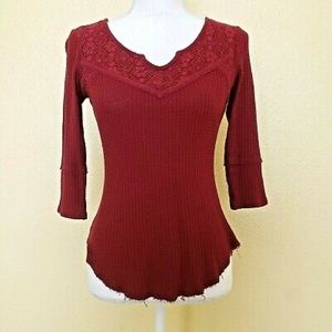 Almost Famous Three-Quarter Length Top